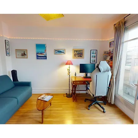 Appartamento Joivy Cosy Eiffel Tower View Flat Parigi
